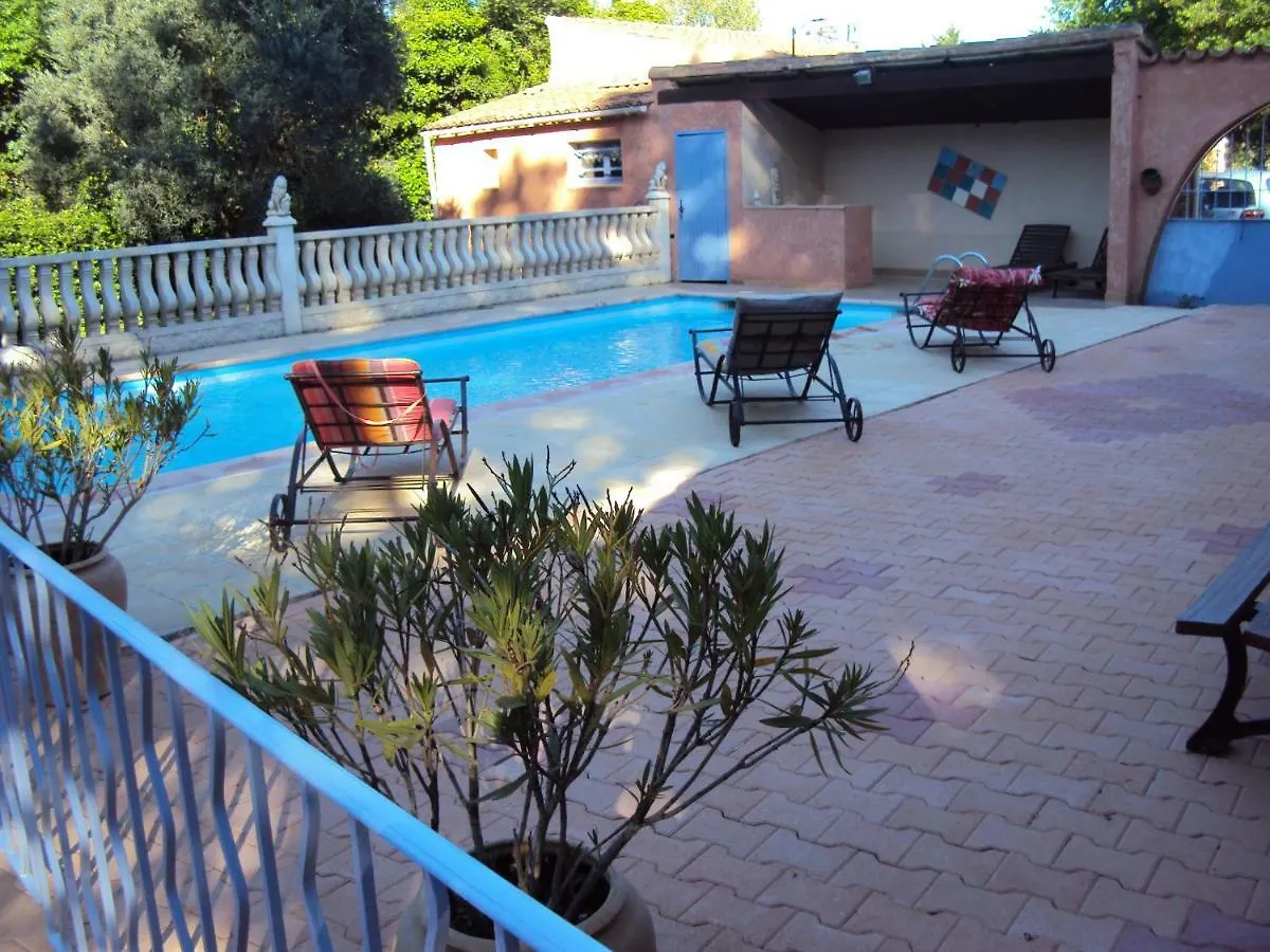 B&B La Douloire Pernes-les-Fontaines Semesterbostad